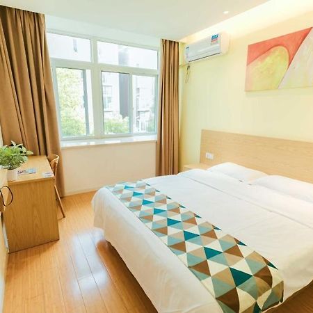 Shell Shanghai Jiadingbei Subway Station Shuping Road Hotel מראה חיצוני תמונה